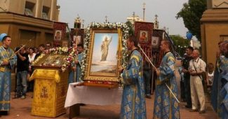КРЕСТНЫЙ ХОД В ЧЕСТЬ АЛБАЗИНСКОЙ ИКОНЫ ВОЗРОДИЛИ В ПРИАМУРЬЕ