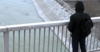 Благовещенский школьник решил покончить с жизнью... из-за плохих отметок