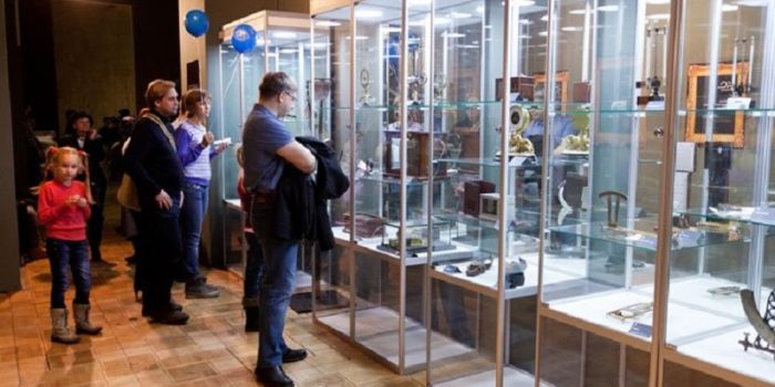 Можно ли в пост с детьми ходить на выставки, концерты, в музеи?